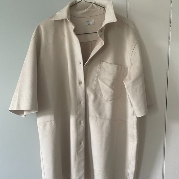 Aritzia Vegan Suede T-Shirt Shacket - Picture 4 of 11